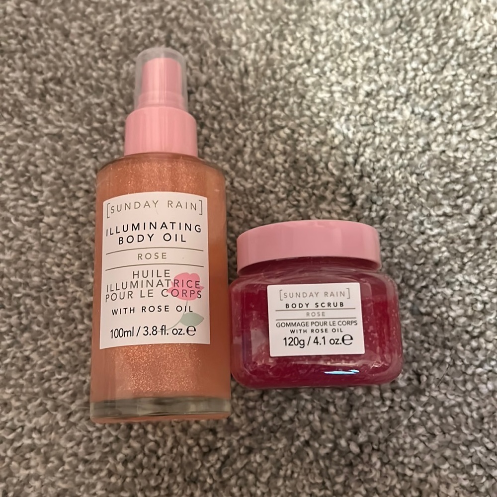 New Sunday Rain Illuminating Body Oil & Body Scrub Rose